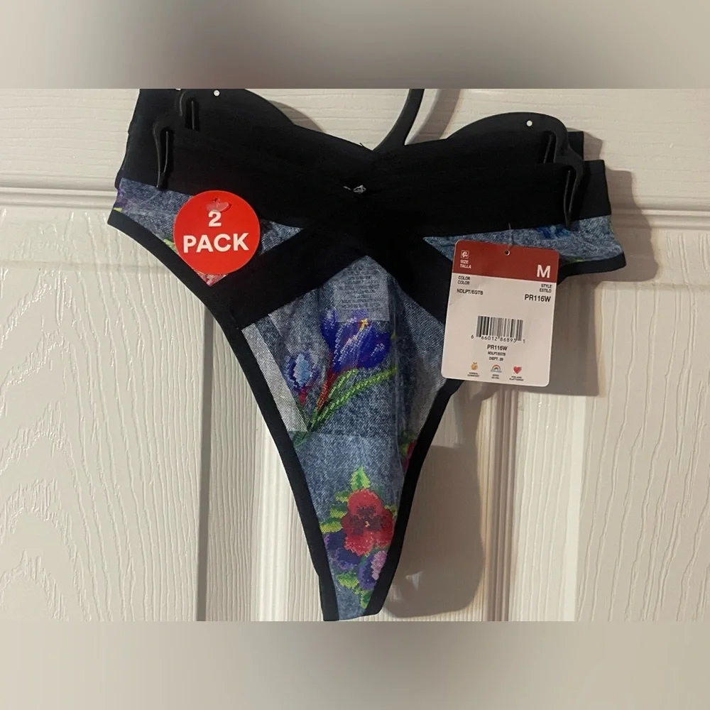 Bundle! Parade bra, and‎ 2 sets of 2 pack thongs! NWT!